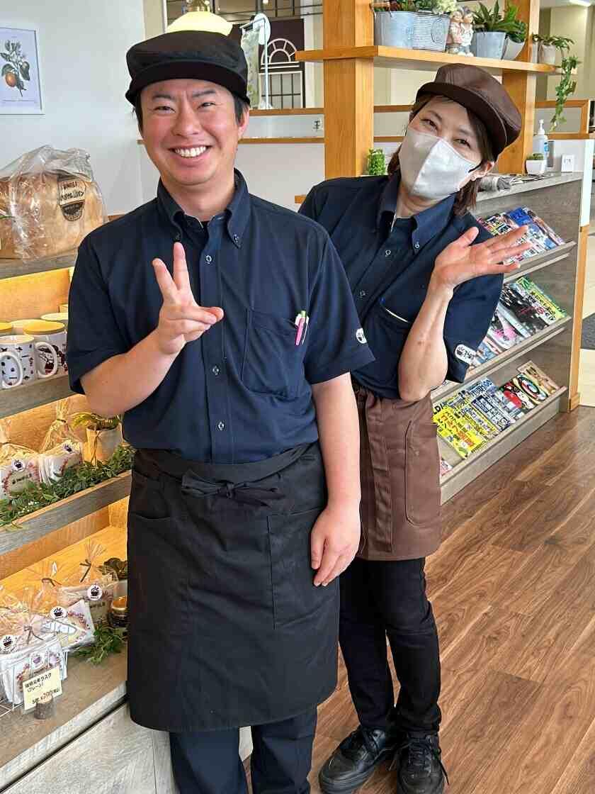 珈琲元年 日進香久山店の制服1