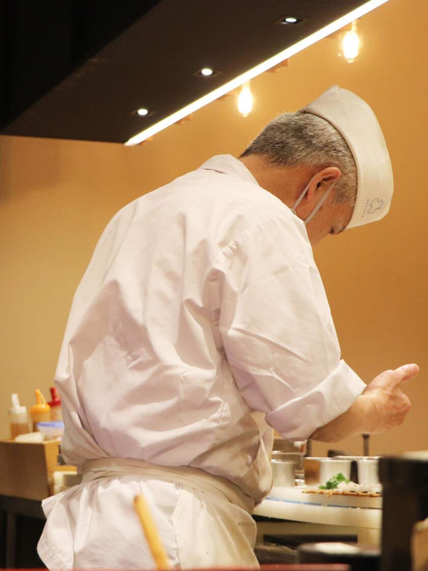 すし萬　大阪/東京/横浜同時募集の制服2