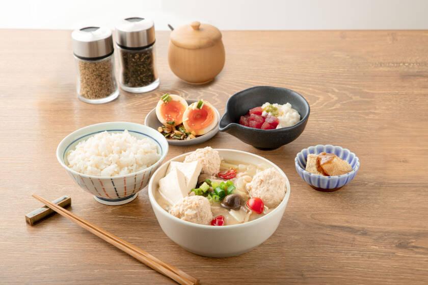 ごはんすすむ　流山おおたかの森店の制服1