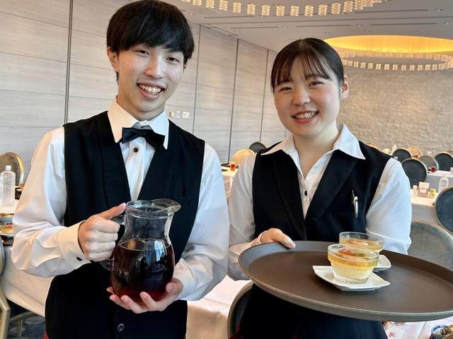 駅直結！週2日～｜まずはお試しからも！飲食部門のサービスstaff(フード・飲食、大阪市北区)のイメージ画像