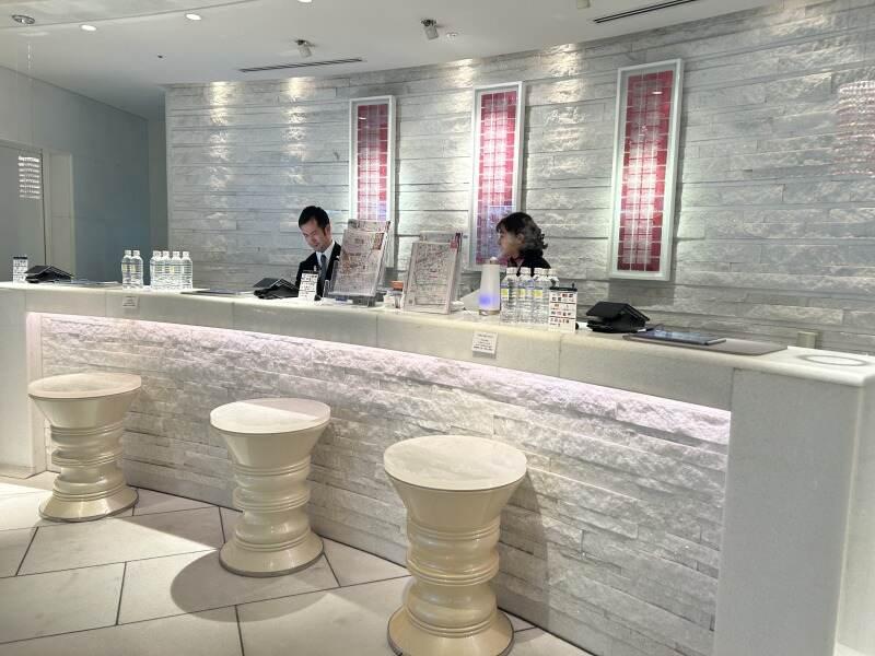 ホテル エルセラーン大阪の仕事画像3