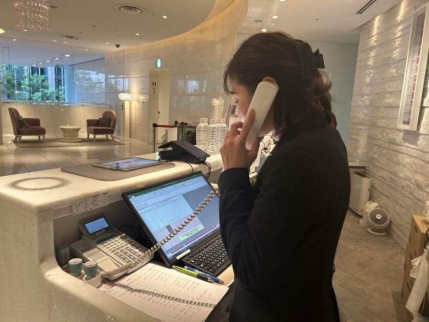 ホテル エルセラーン大阪の制服6