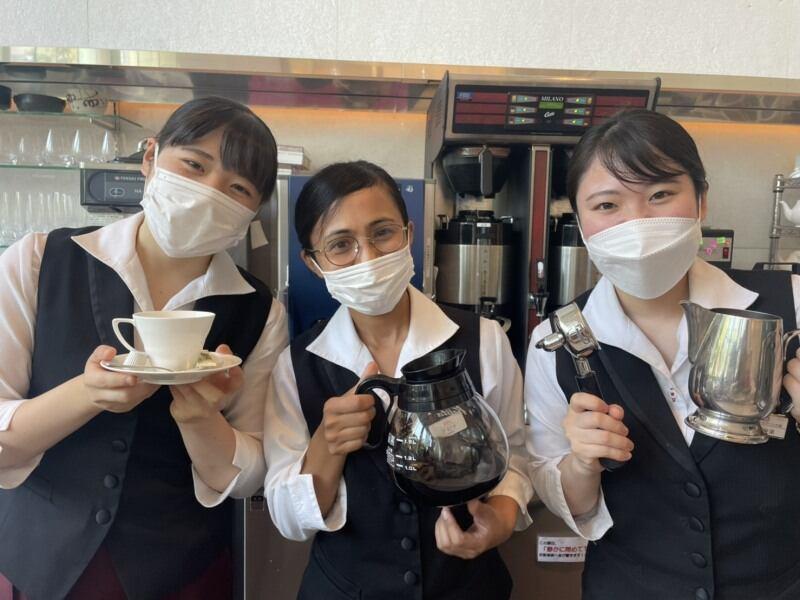 ホテルエルセラーン大阪　カフェ「銀木犀」の仕事画像2