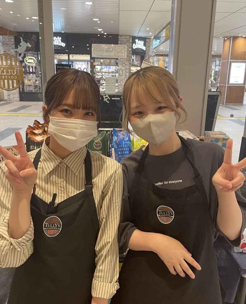 タリーズコーヒー栃木城内店の制服3