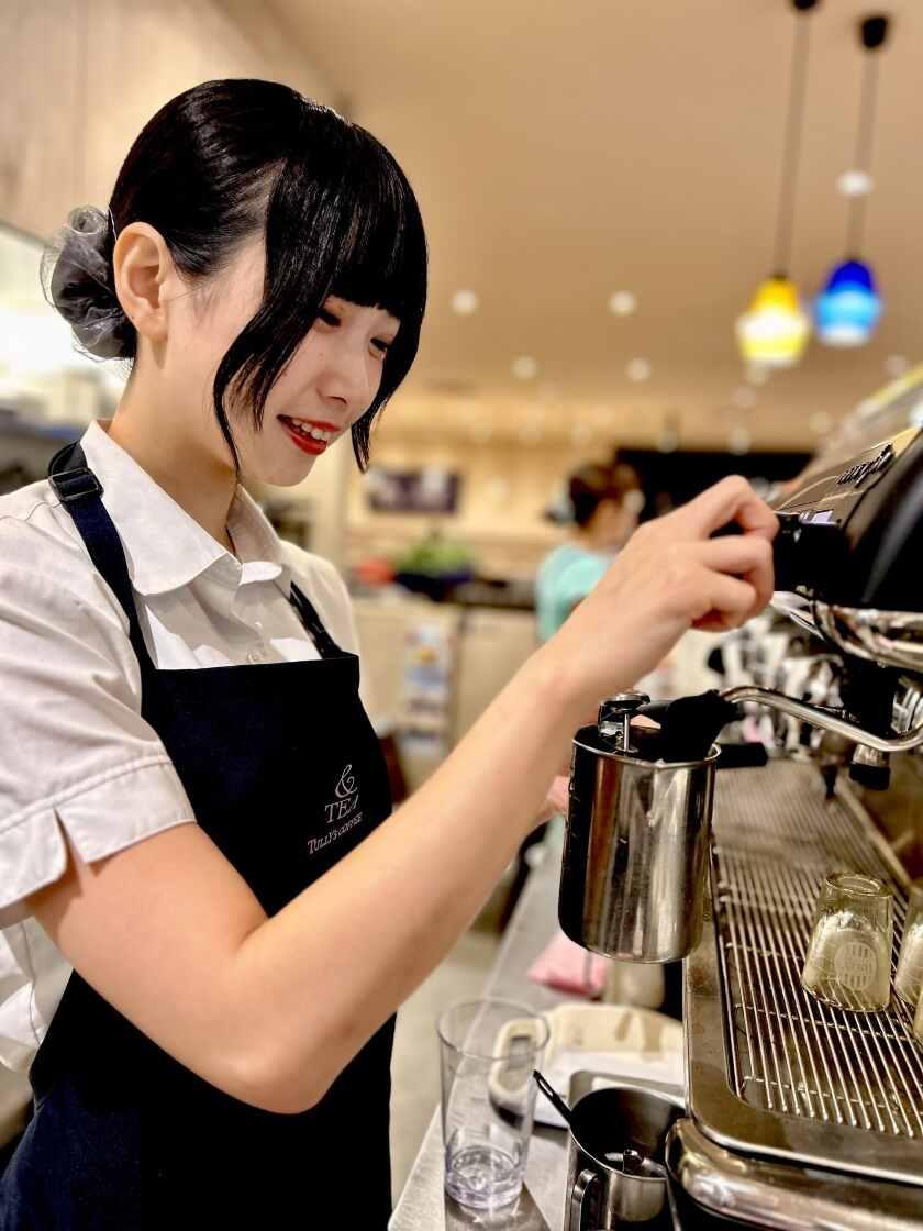 ラパン株式会社　タリーズコーヒー 水戸エクセル店の制服1