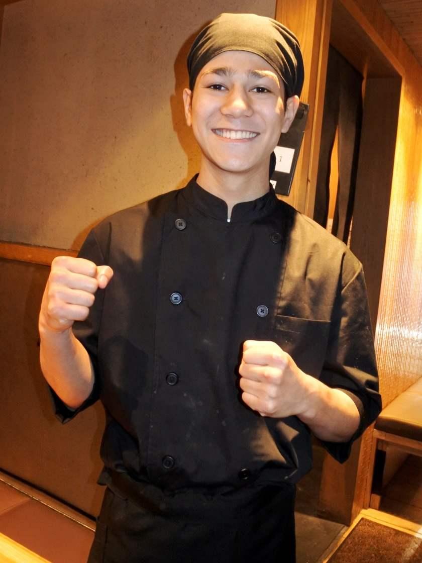 DONGURI 京都駅前店の制服6