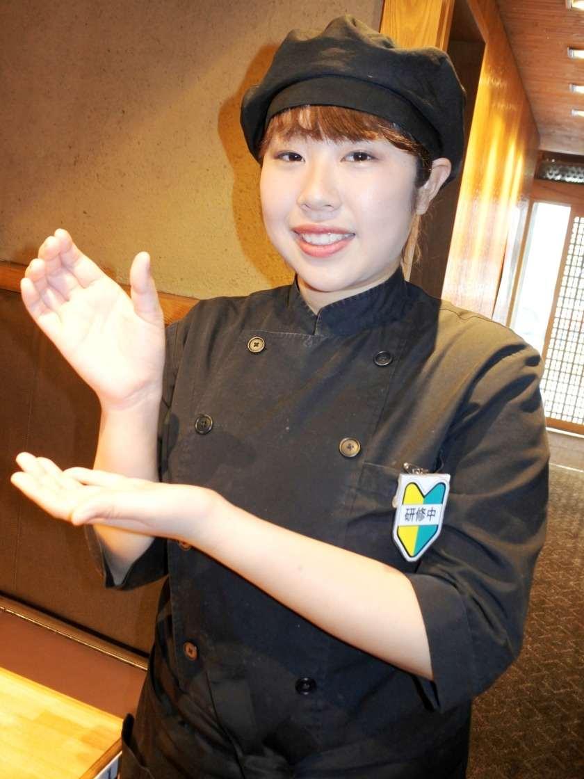 DONGURI 京都駅前店の制服8