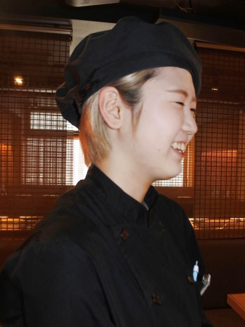 DONGURI四条寺町店の制服3