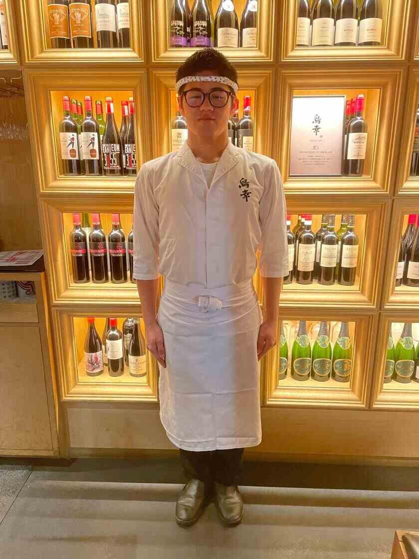 東京レストランツファクトリー株式会社の制服2