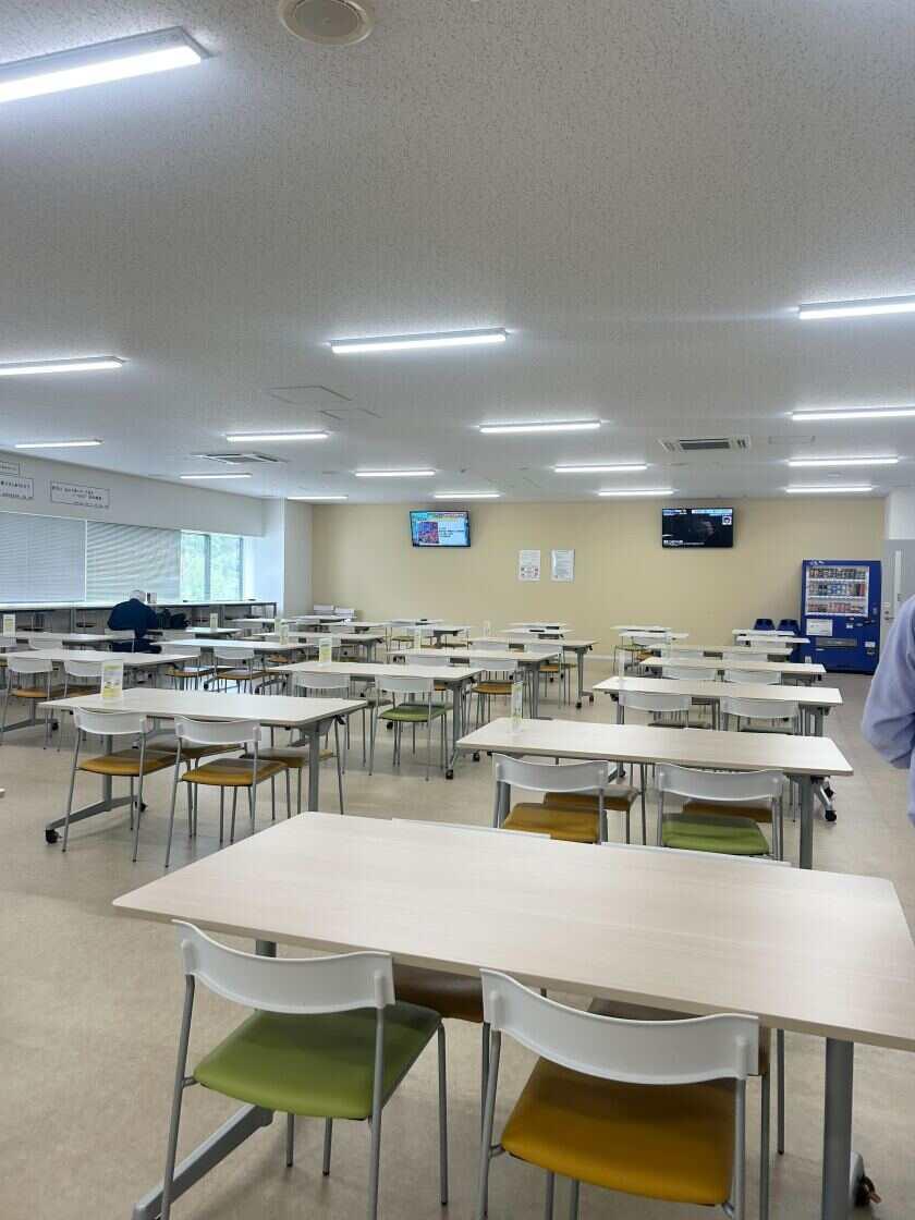 六甲バター株式会社　QBB神戸工場の制服8