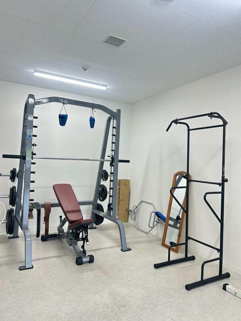 六甲バター株式会社　QBB神戸工場の制服6