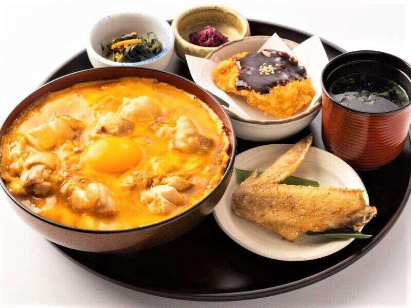 鳥開総本家 羽田エアポートガーデン店の仕事画像3