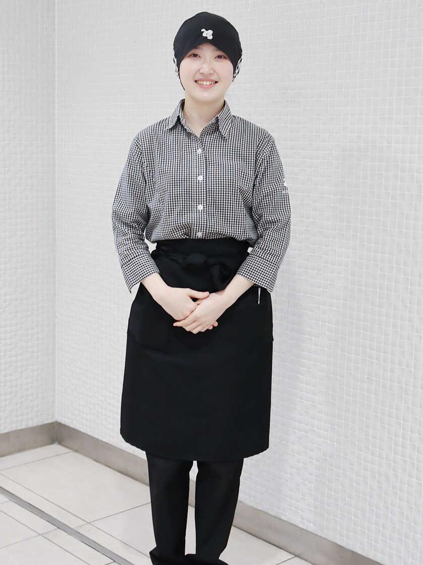 eashionアトレ川崎店の制服2