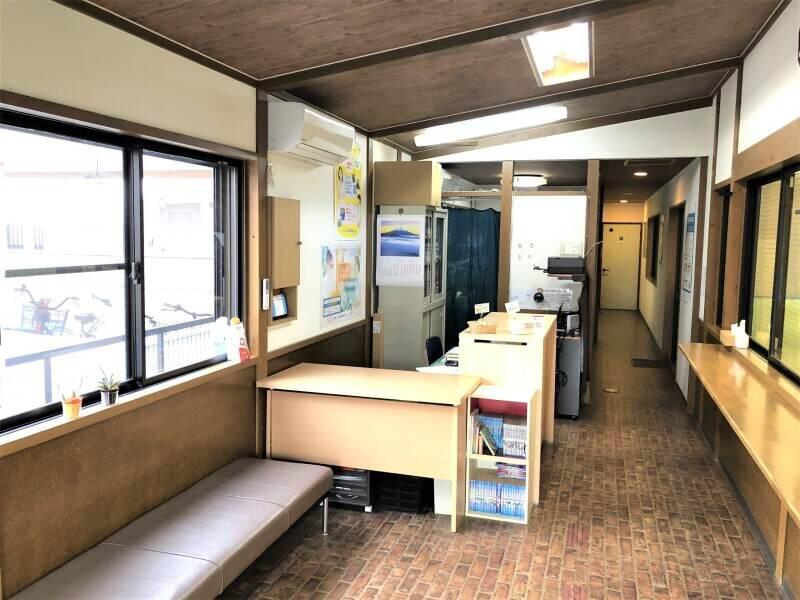 テニスラウンジ 小牧の仕事画像2