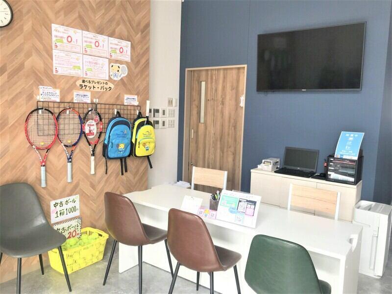 テニスラウンジ 岡崎駅前校の仕事画像1