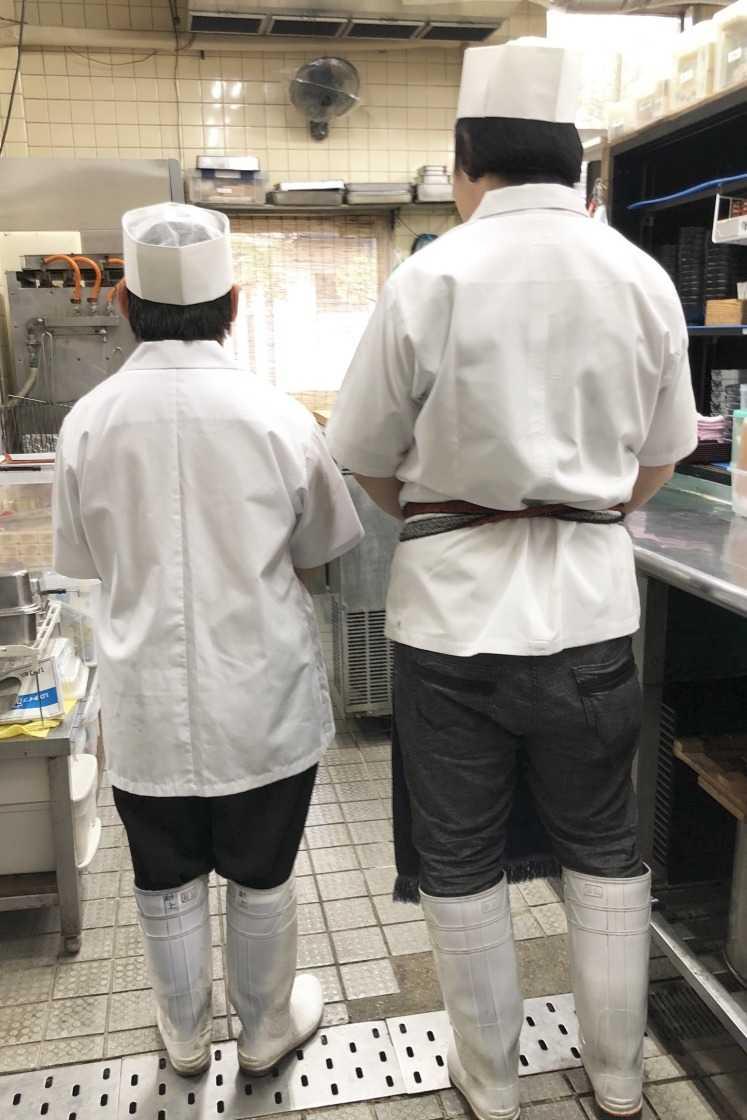 逢坂山かねよの制服2