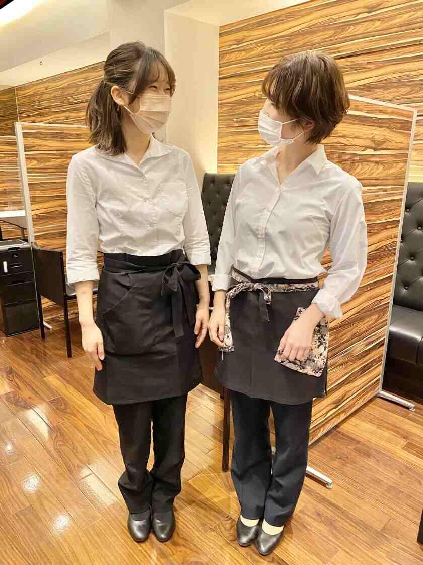 レストランcafeソラの制服1