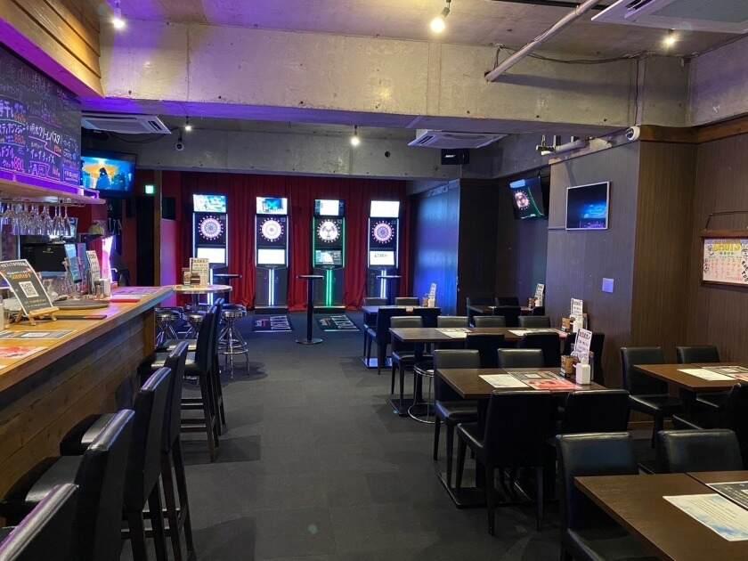 Darts Cafe DELTA 浅草橋店の制服3