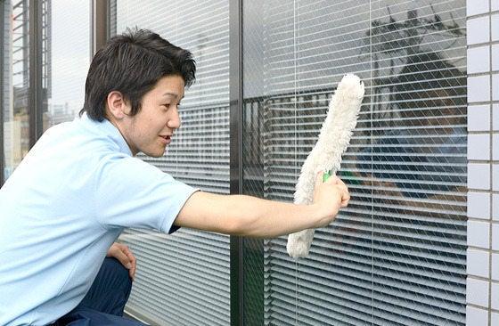 株式会社東海ビルメンテナス　湘南支店の制服1