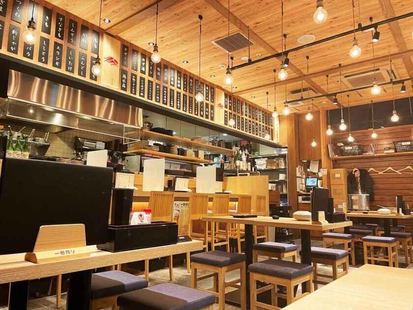 焼き鳥きんざん　一宮店の制服1