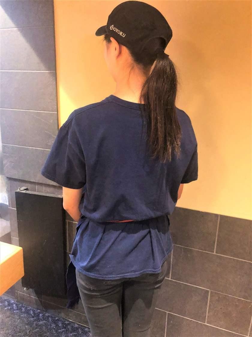 三三七 本店の制服1