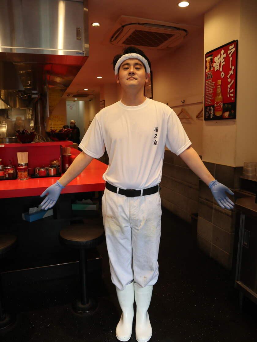 環２家 川崎店の制服1