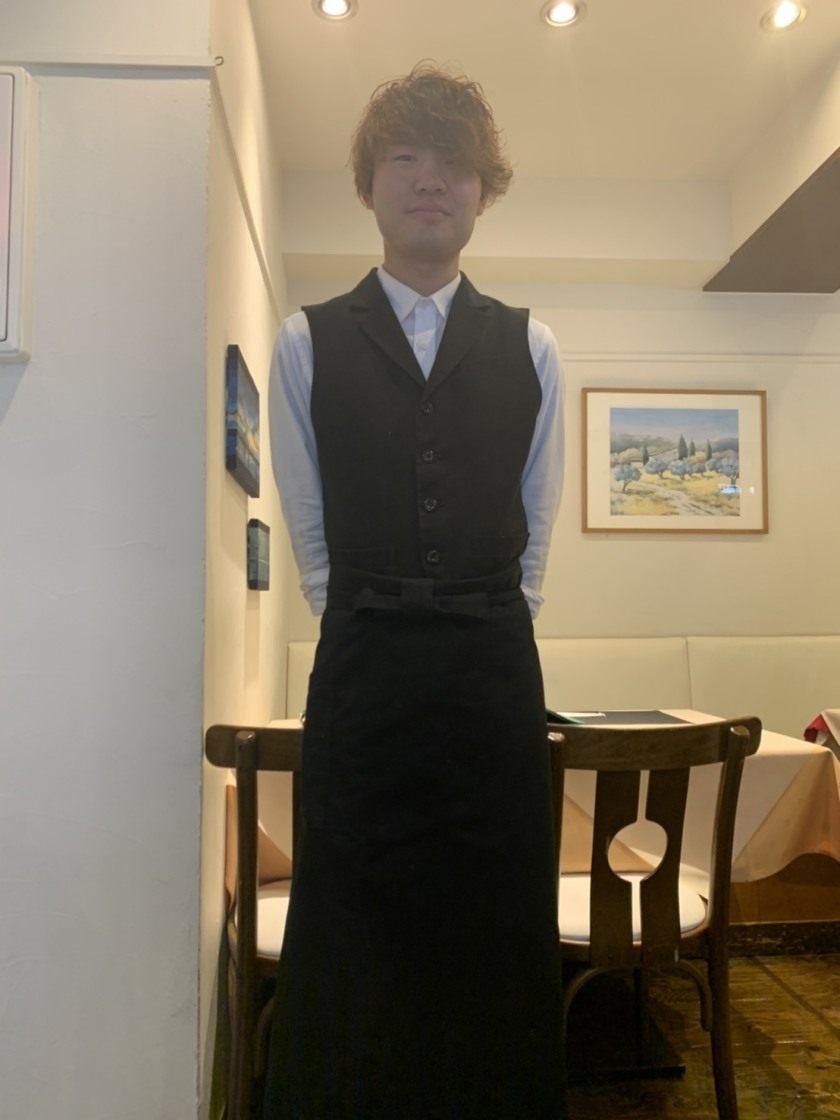 ビストロ・エルエラ【ホールスタッフ募集！】の制服1