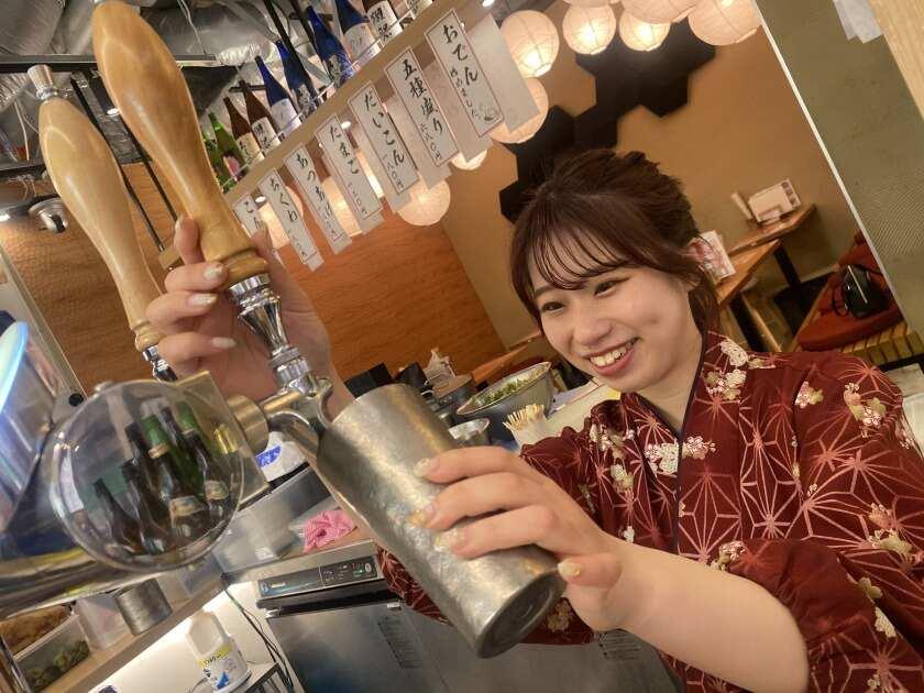 うまいもん酒場　源喜梅田店の制服1