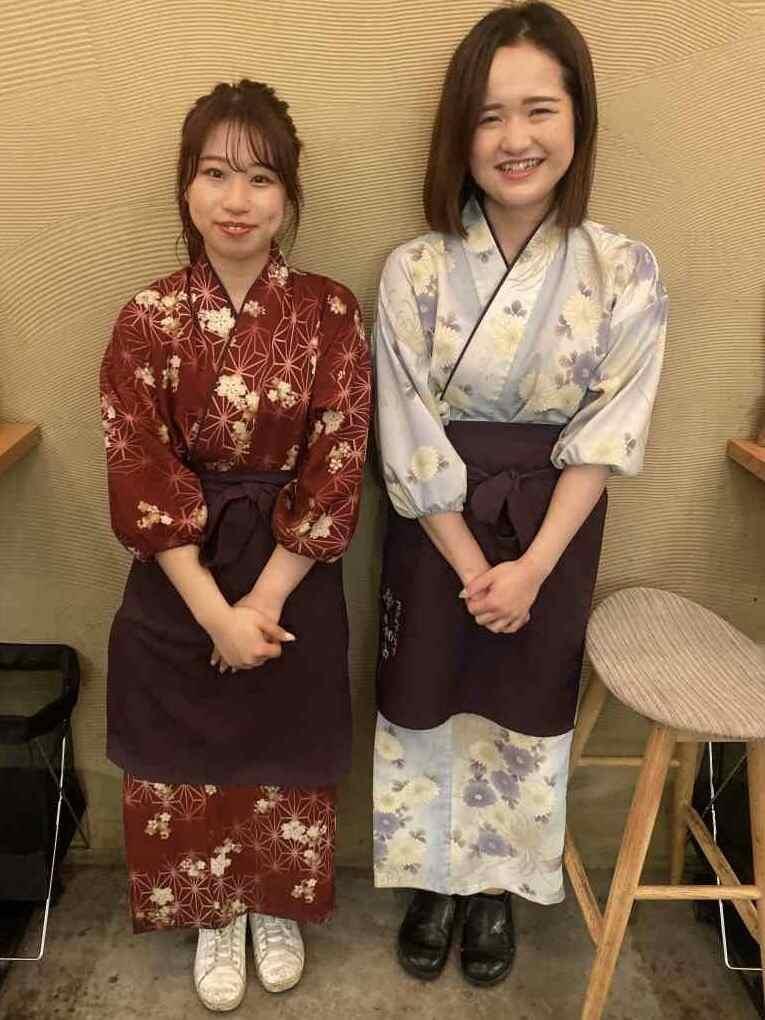 うまいもん酒場　源喜梅田店の制服2