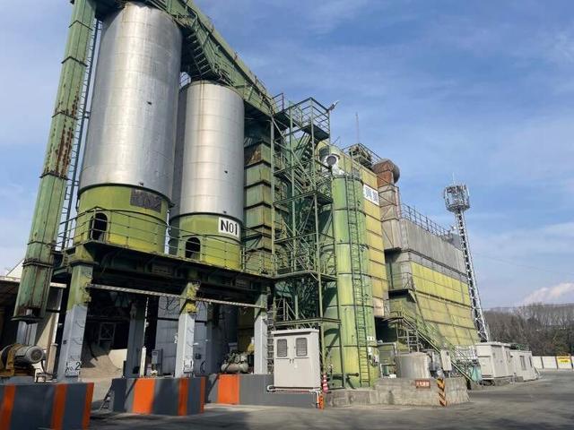 工場だけど座り仕事!?PC操作でアスファルト作り/未経験OK(工場・製造、加西市)のイメージ画像