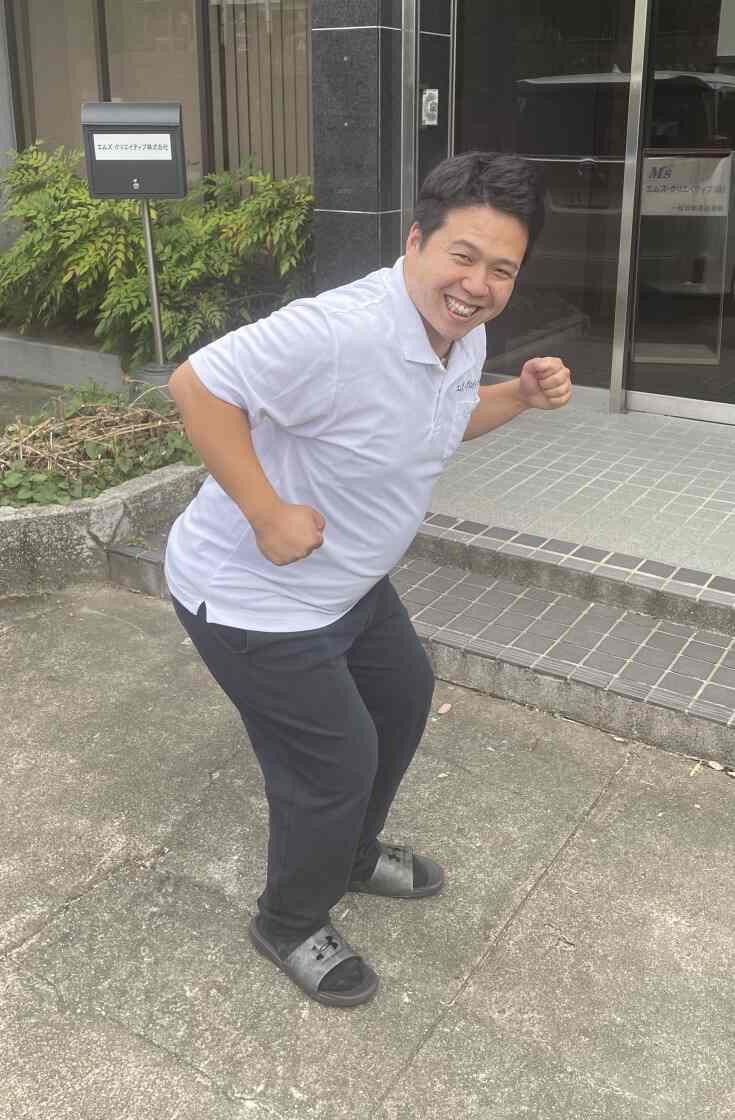 エムズ・クリエイティブ株式会社の制服7