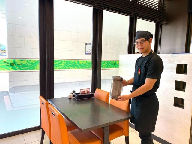 【週払いOK】食券制レストランのホールスタッフ【日祝のみ】(フード・飲食、西多摩郡瑞穂町)のイメージ画像