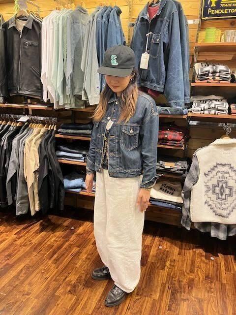 ムラサキスポーツ anotherstyle テラスモール湘南店の制服1