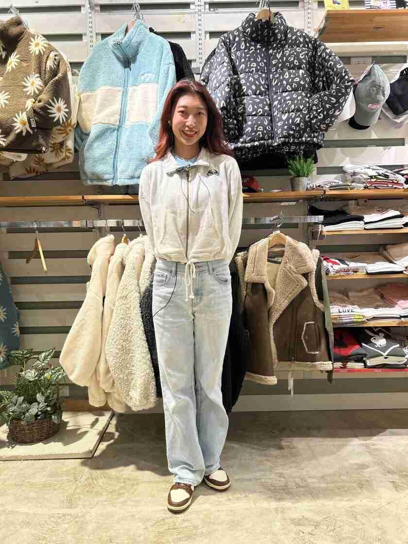 ムラサキスポーツ　イオンモール岡崎店の制服1