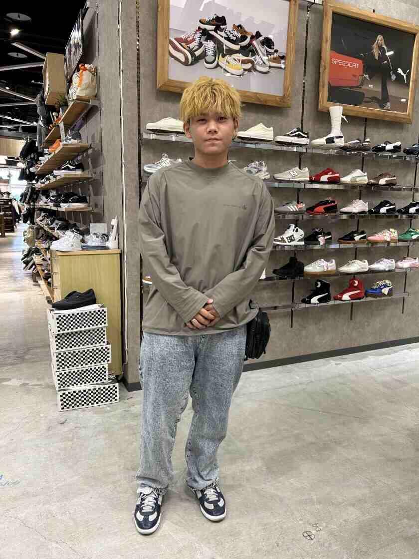 ムラサキスポーツ　イオンモール常滑店の制服2