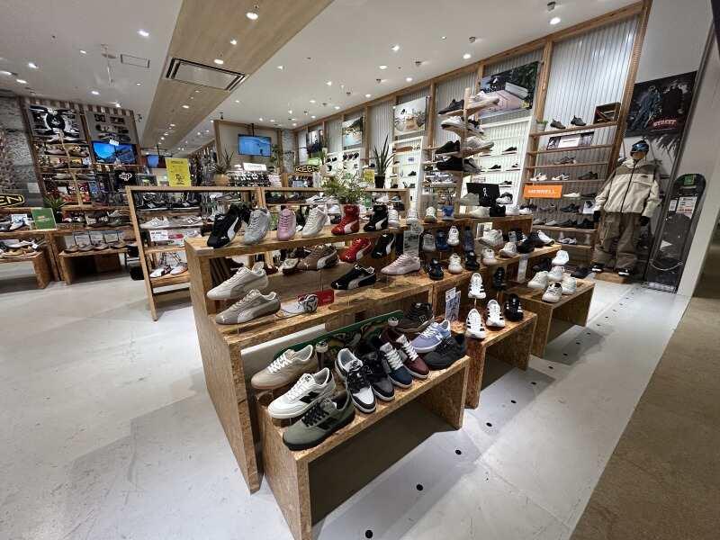 ムラサキスポーツmozoワンダーシティー店の仕事画像2