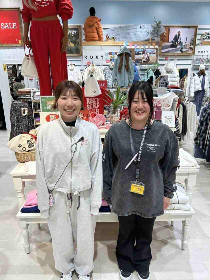 ムラサキスポーツ イオンモール鶴見緑地店の制服1