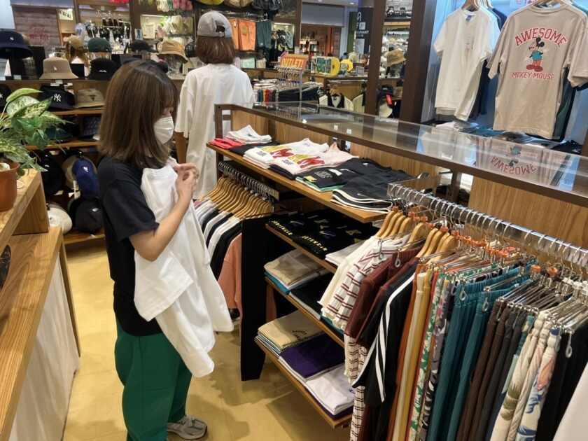 ムラサキスポーツ イオンモール福津店の制服2