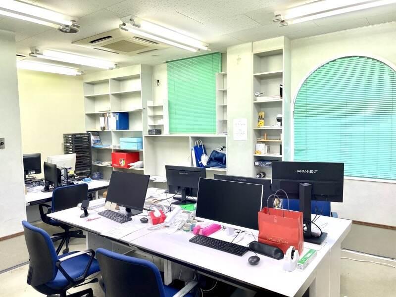 晴栄運送有限会社_新三郷支社の仕事画像2