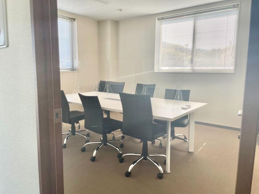 株式会社大富の制服3