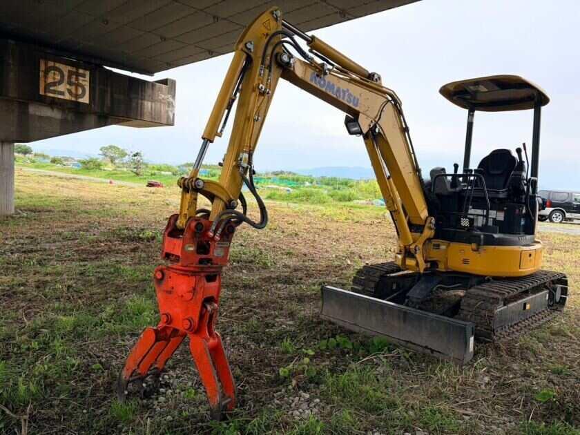 株式会社平成建設の制服2