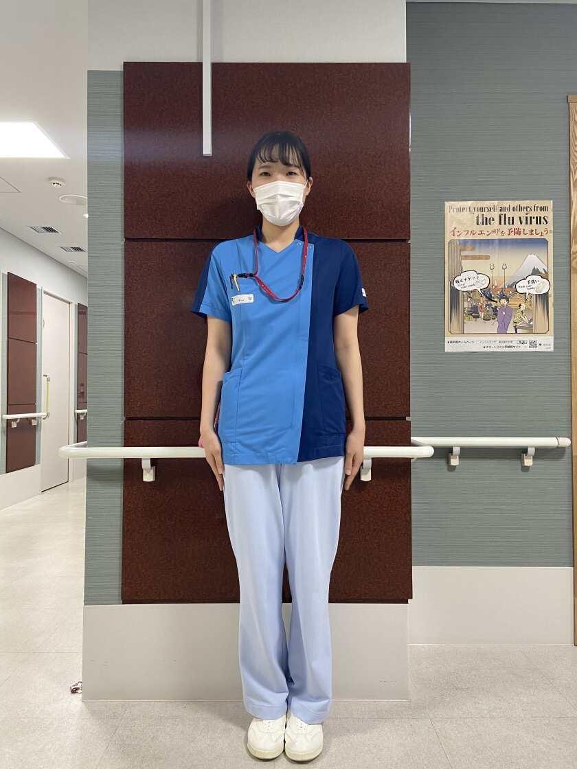 医療法人社団　苑田会　花はたリハビリテーション病院の制服1