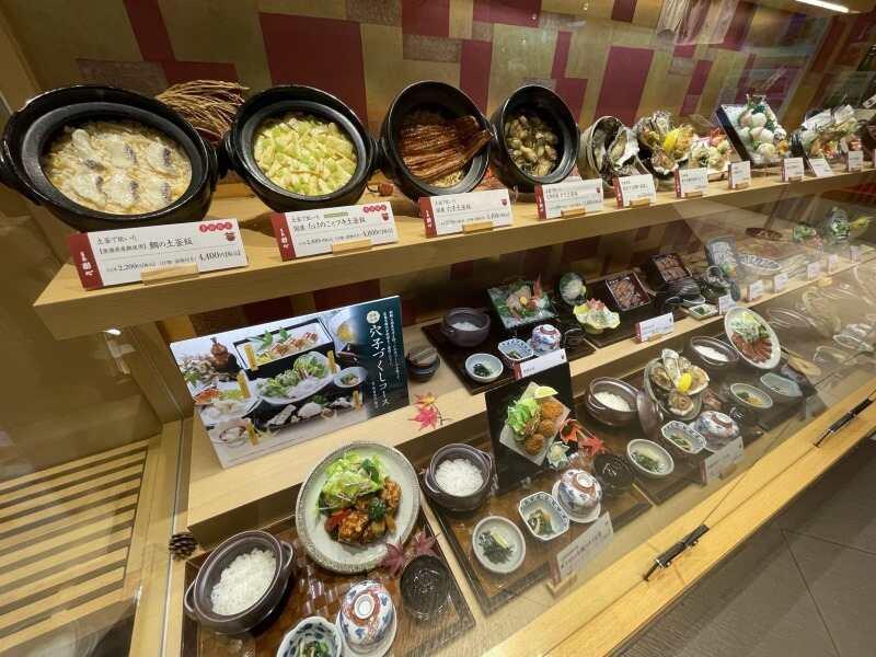 酔心 ekie店（広島郷土料理）の仕事画像2