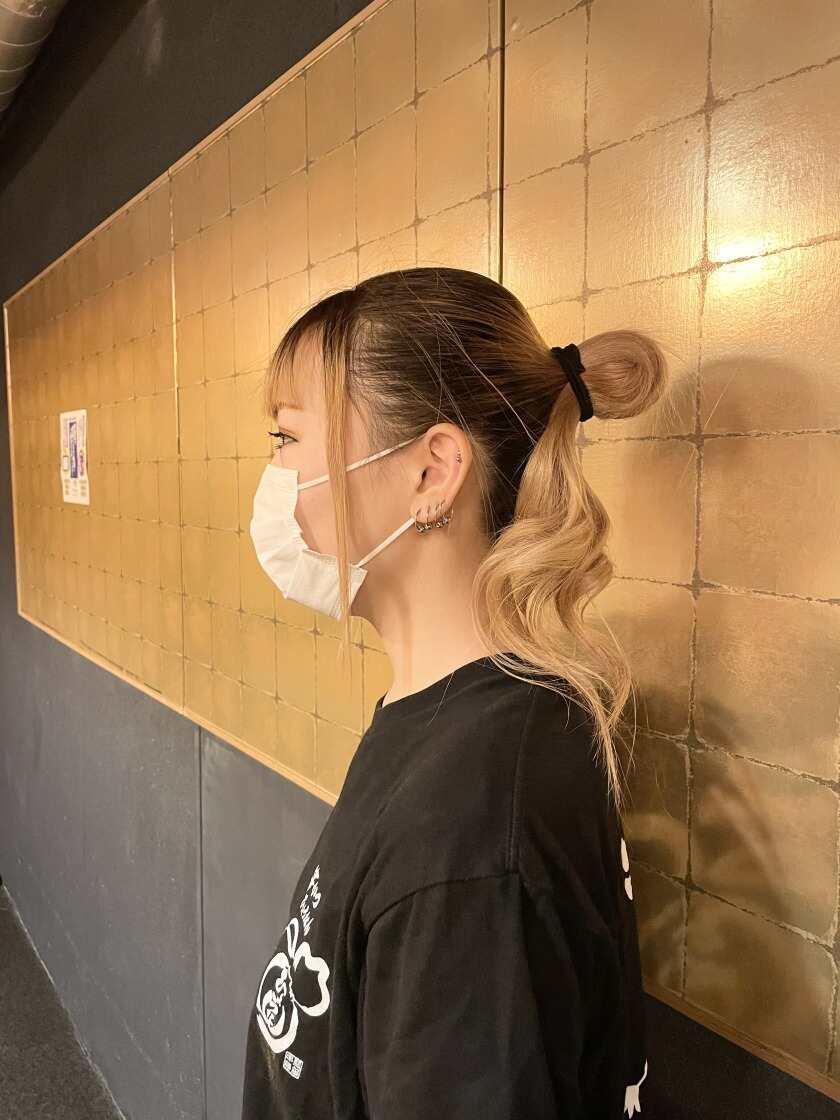 串かつ ひょうたん　本店の制服1