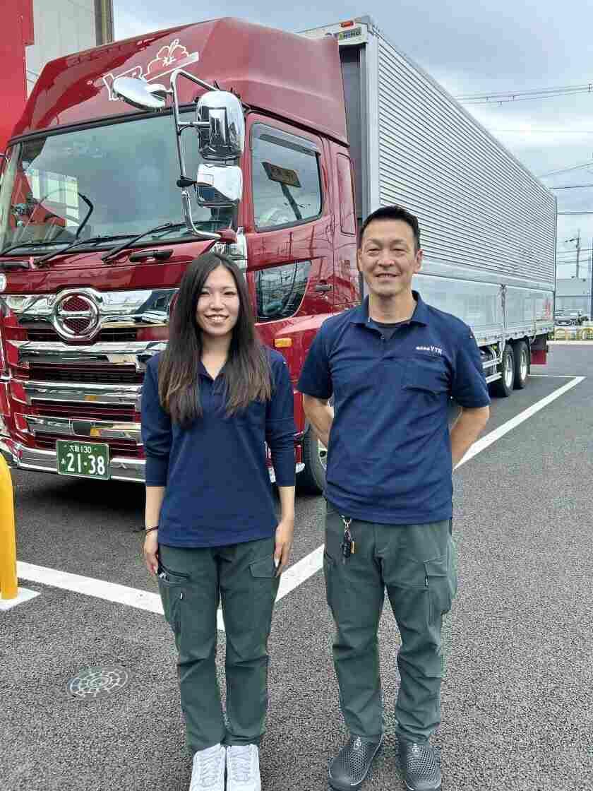 株式会社YTRの制服1
