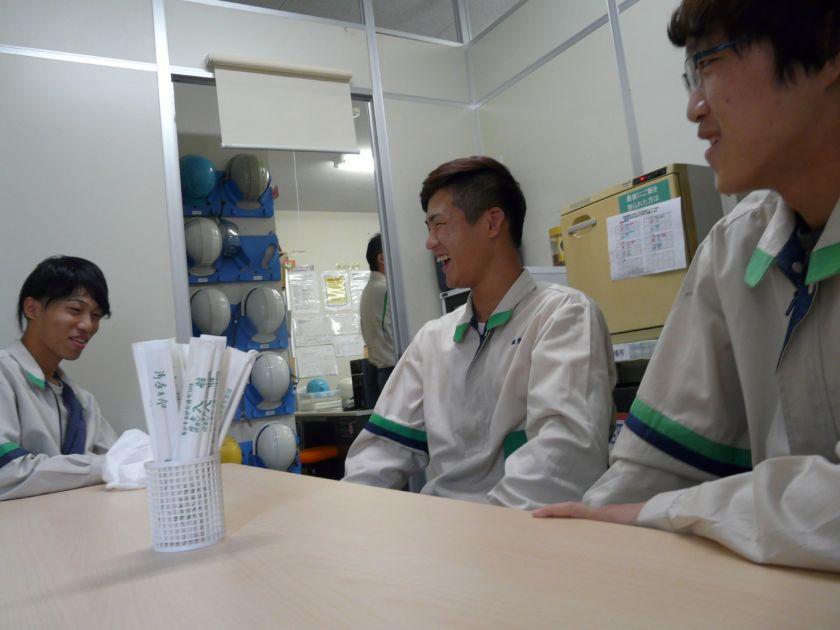 播磨機工株式会社の制服1