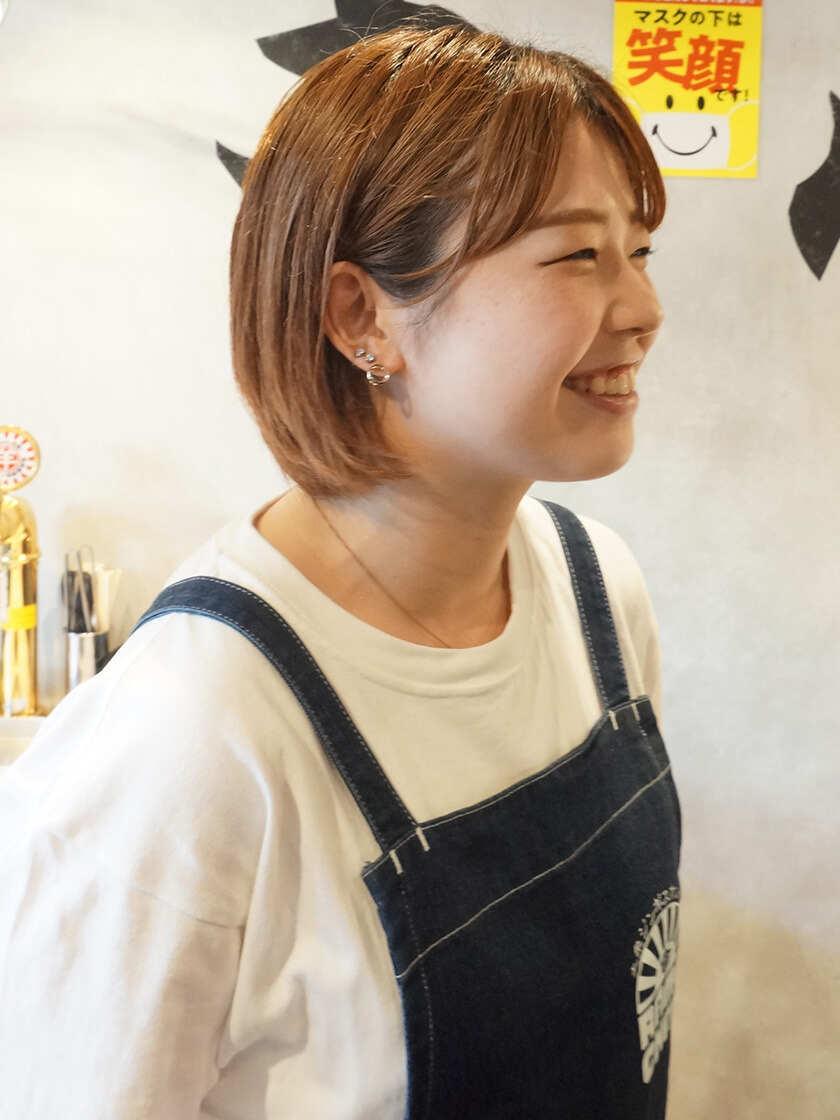 ラムちゃん　有楽町店の制服6