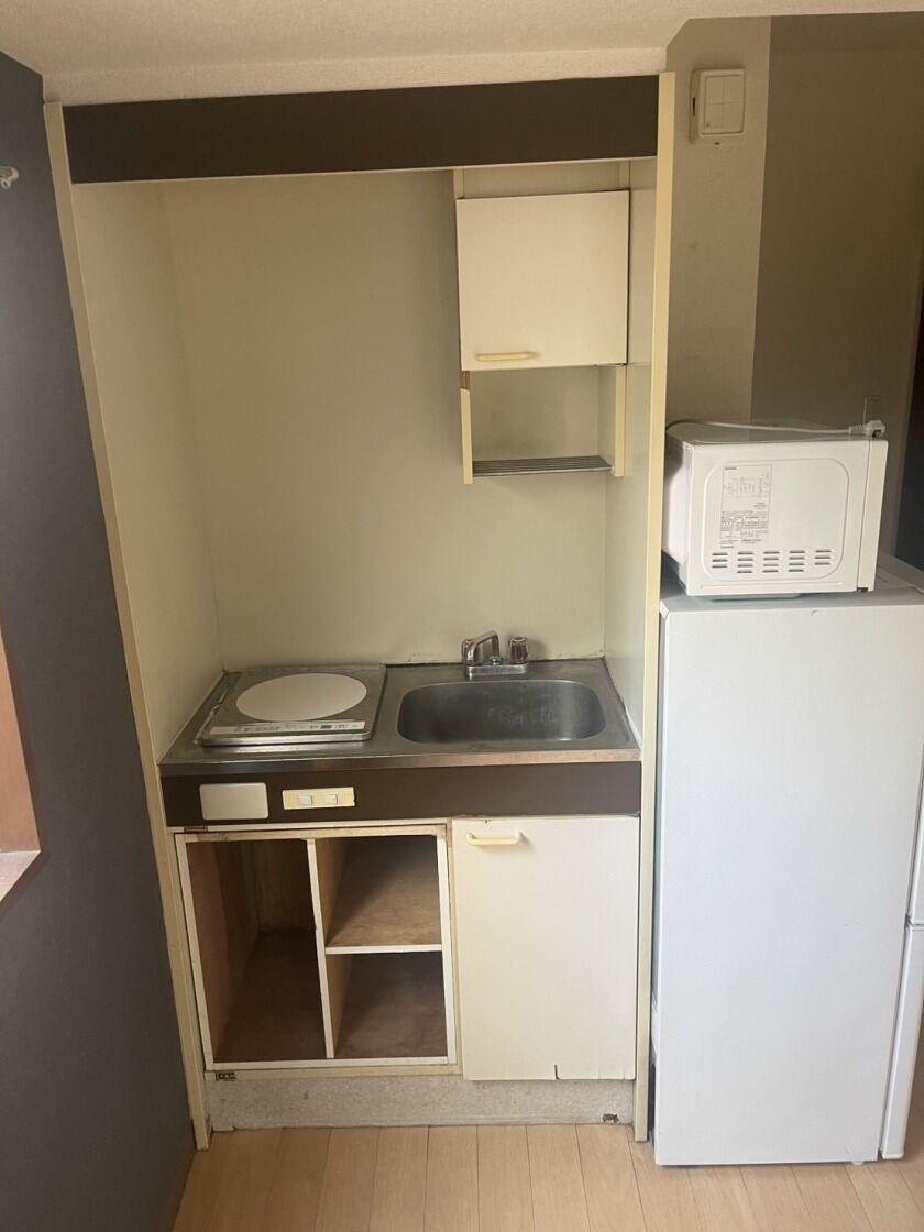 株式会社エフォートの制服5