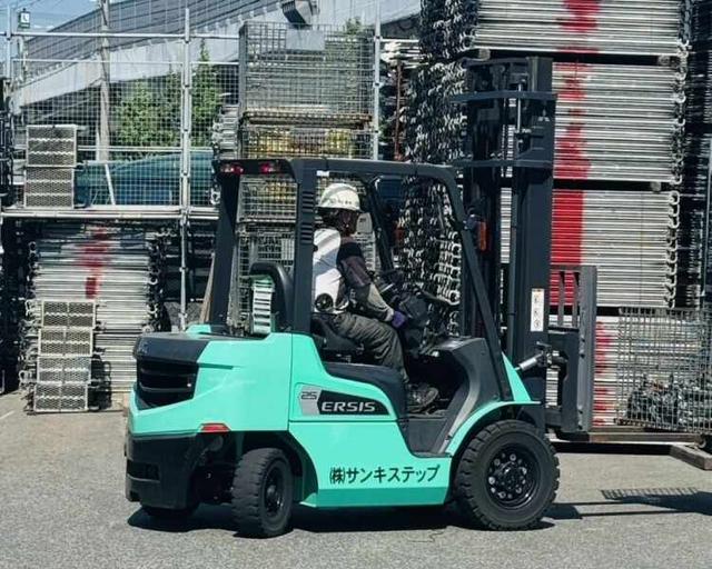 フォークリフト場内作業員｜足場の資材管理・運搬など｜松原市(軽作業・物流、松原市)のイメージ画像