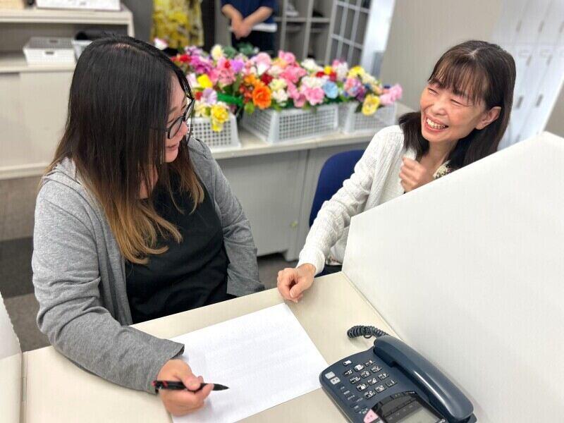 株式会社鶴亀堂の制服5